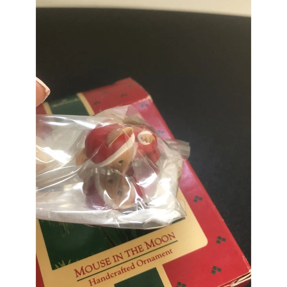 1986 Hallmark Keepsake Ornament Mouse in the Moon Handcrafted‎ w/ Box Vintage